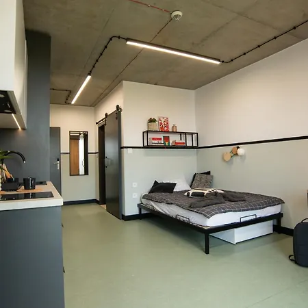 Ht Nest Coliving Varšava